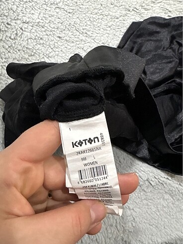 l Beden siyah Renk Sırtı açık üst