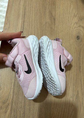 Orjinal bebek spor ayakkabı - Görsel 3