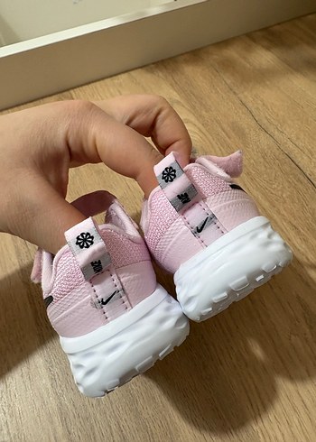 Orjinal bebek spor ayakkabı - Görsel 4