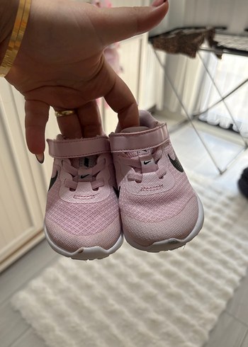 Orjinal bebek spor ayakkabı - Görsel 2