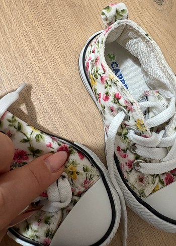 Çiçek Desenli Beyaz Kız Çocuk Spor Ayakkabı - Görsel 4