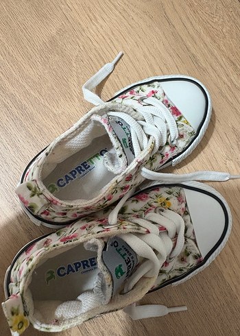 Çiçek Desenli Beyaz Kız Çocuk Spor Ayakkabı - Görsel 6