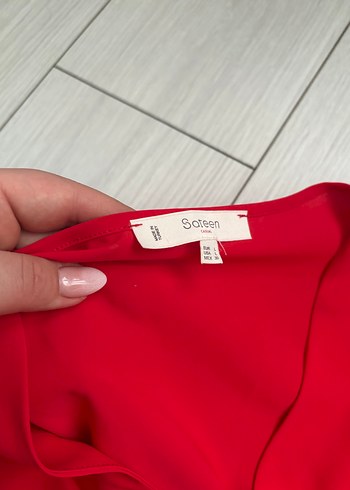 Kırmızı V Yaka Düğmeli Kadın Gömlek - Görsel 4