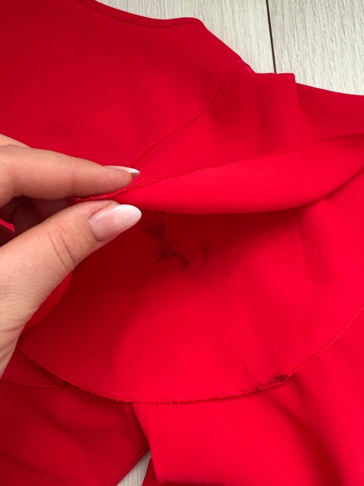 Kırmızı V Yaka Düğmeli Kadın Gömlek - Görsel 5