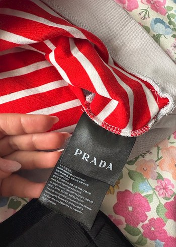 Kırmızı Çizgili Yüksek Yakalı Atlet - Görsel 6