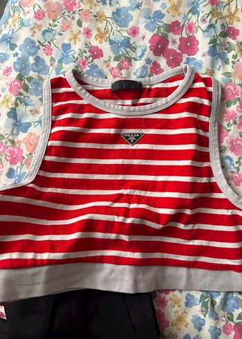 Kırmızı Çizgili Yüksek Yakalı Atlet - Görsel 4