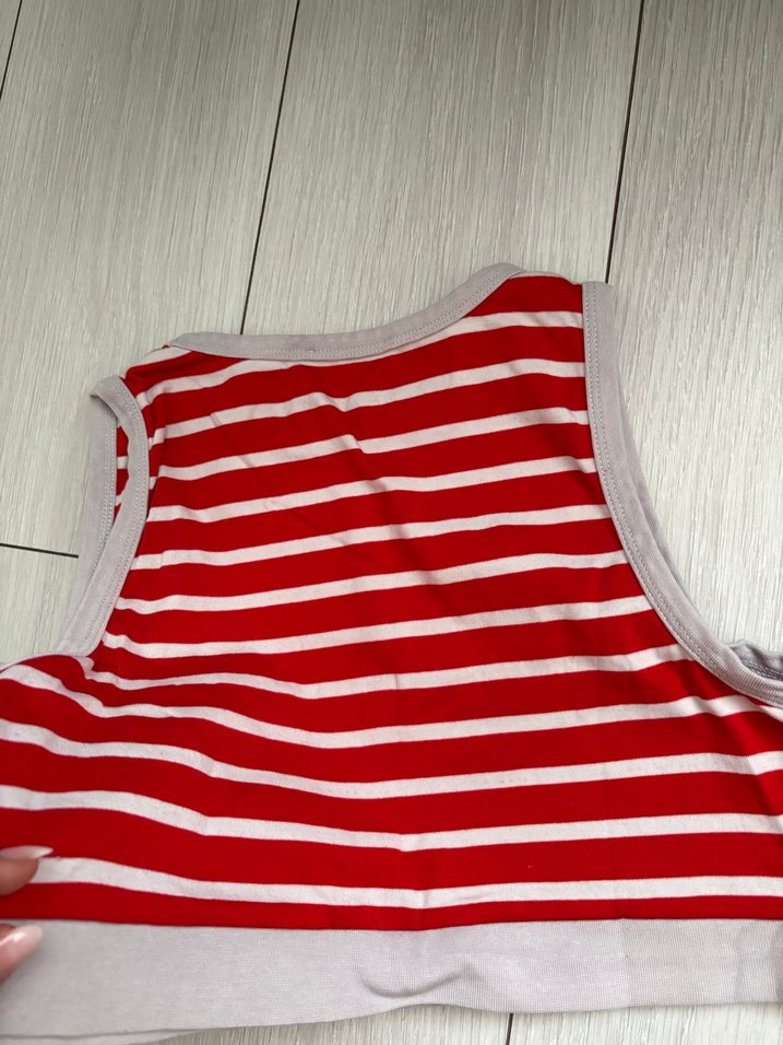 Kırmızı Çizgili Yüksek Yakalı Atlet - Görsel 3