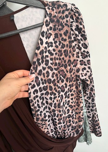 Drapeli V Yakalı Kadın Bluz - Görsel 2