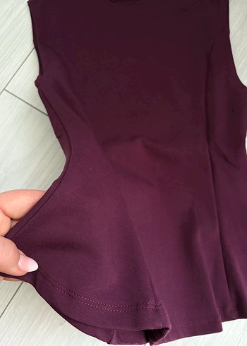 Bordo V Yaka Kolsuz Bluz - Görsel 5