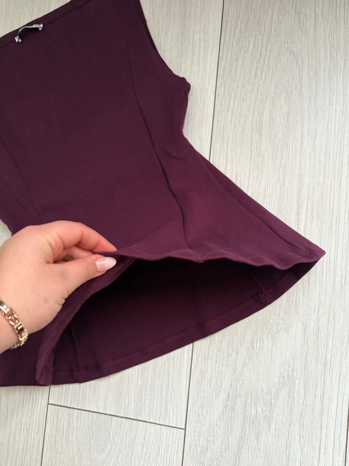 Bordo V Yaka Kolsuz Bluz - Görsel 3