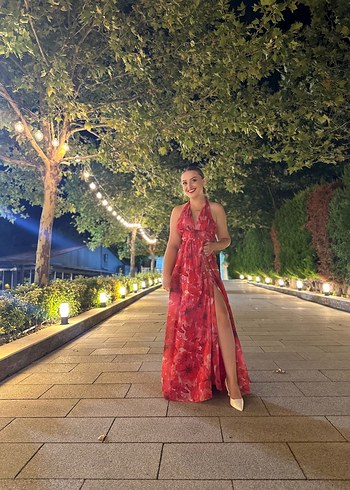 Zara Uzun yırtmaçlı şifon elbise