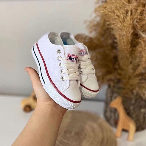 Converse beyaz kısa