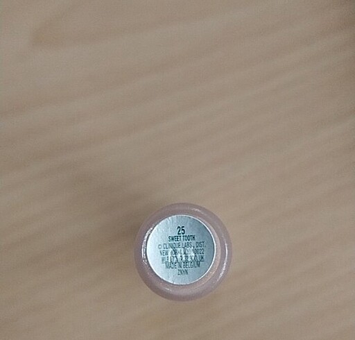  Beden Clinique Gloss