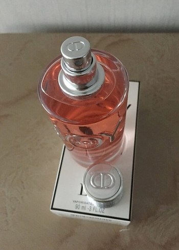  Beden Dior Joy Kadın Parfümü 90ml Tester