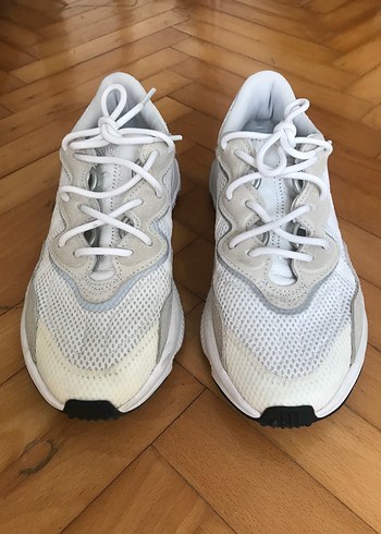 Adidas Ozweego Beyaz Bağcıklı Kadın Spor Ayakkabısı