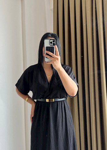 V Yaka Kemerli Siyah Uzun Elbise - Görsel 3