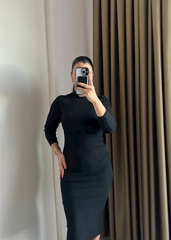 Siyah Yüksek Yakalı Kadın Midi Elbise - Görsel 3