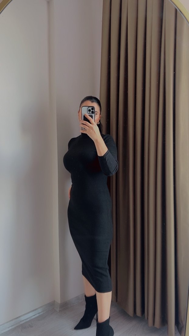 Siyah Yüksek Yakalı Kadın Midi Elbise - Görsel 2