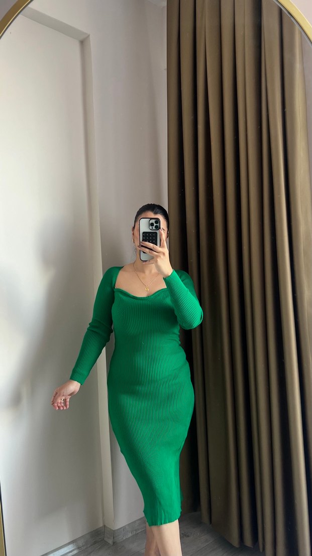 Yeşil V Yakalı Fitilli Triko Midi Elbise - Görsel 3