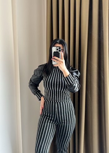 Deri Kollu Siyah Gri Zebra Desenli Kadın Takım - Görsel 3