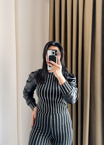 Deri Kollu Siyah Gri Zebra Desenli Kadın Takım - Görsel 4