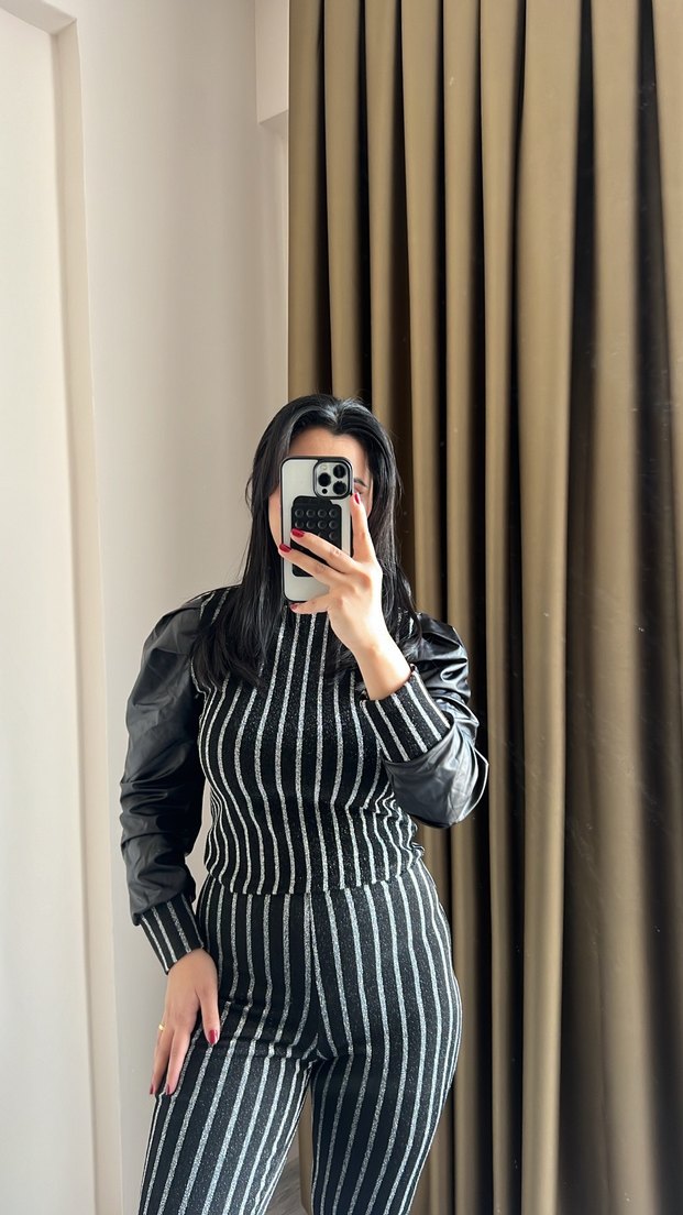 Deri Kollu Siyah Gri Zebra Desenli Kadın Takım - Görsel 2