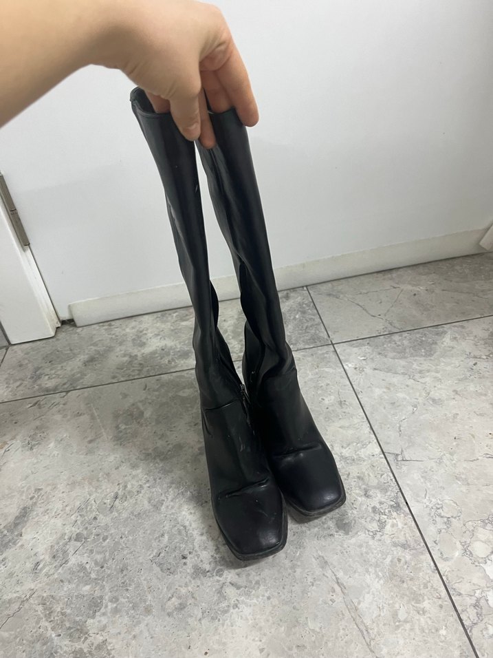 Siyah Deri Tokalı Dizüstü Topuklu Çizme - Görsel 2