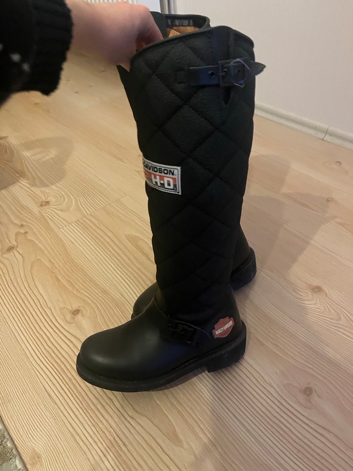 Siyah Tokalı Biker Kadın Dizüstü Bot - Görsel 4