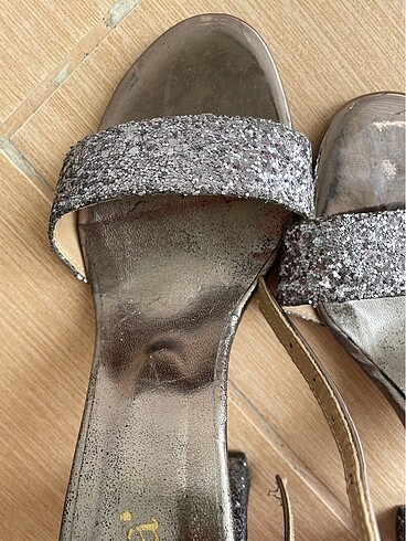 Topuklu sandalet - Görsel 4