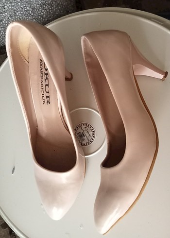 Bej Stiletto Topuklu Kadın Ayakkabı