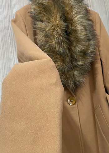 Kürk Yaka Kemerli Camel Kaban