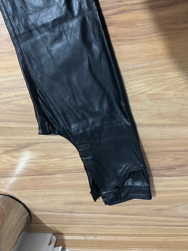 Siyah Deri Düz kesim Biker Kadın Pantolon - Görsel 2