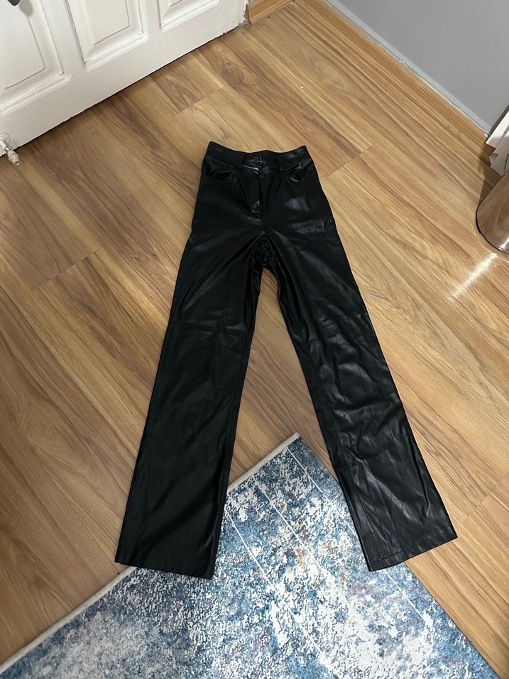 Siyah Deri Düz kesim Biker Kadın Pantolon - Görsel 3