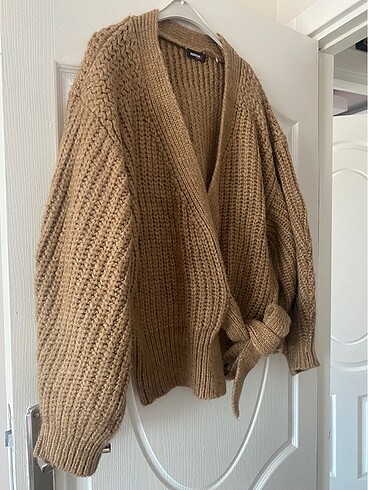 yandan bağlamalı oversize hırka