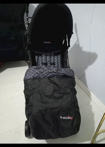 Siyah Bebek Arabası - Görsel 2