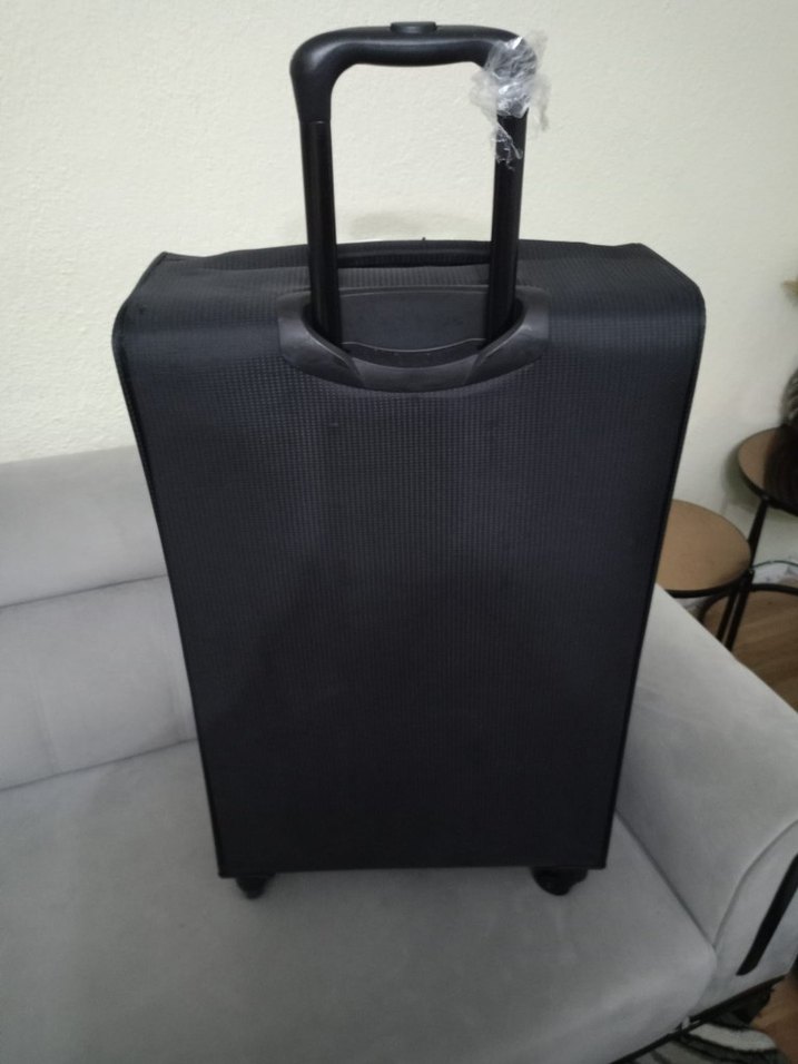 Calvin Klein Siyah Erkek Valiz - Görsel 3