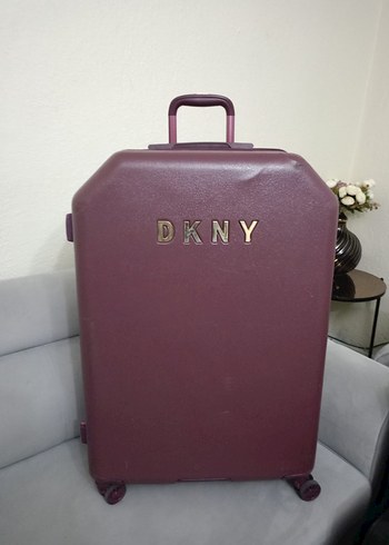 dkny