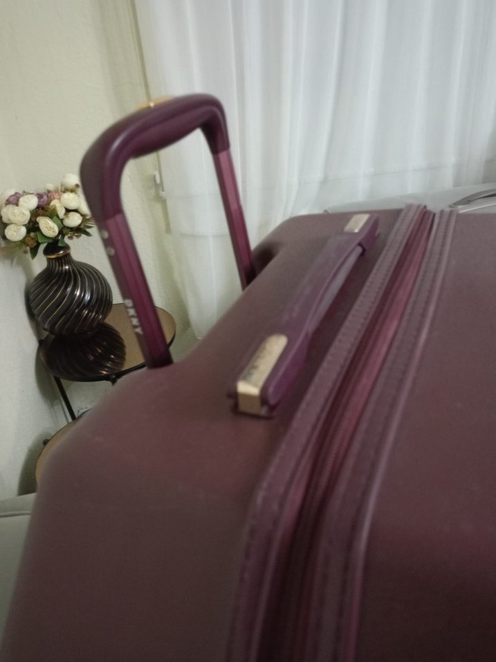 Bordo DKNY orjinal Valiz - Görsel 4