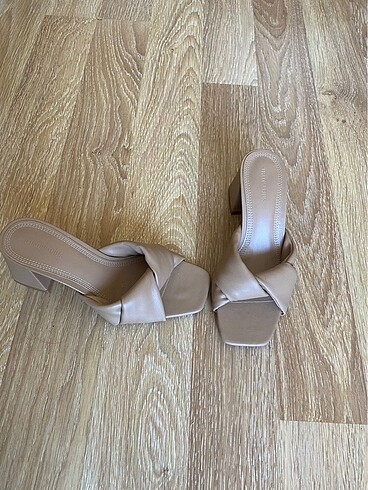 36 Beden Stradivarius terlik