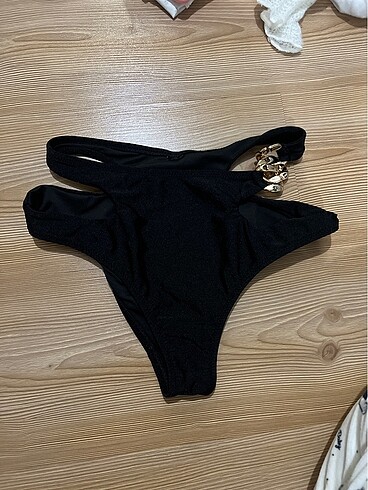 Bikini alti