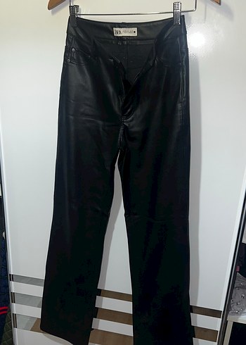 Siyah Deri Kadın Pantolon - Görsel 2