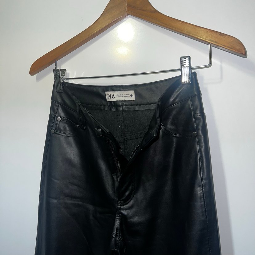 Siyah Deri Kadın Pantolon - Görsel 3