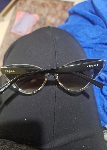 Vogue Kadın Kedi Gözü Güneş Gözlüğü Gri - Görsel 5