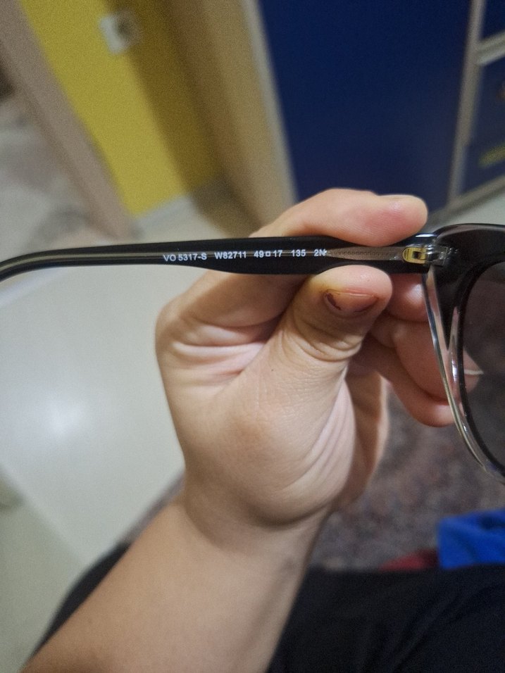 Vogue Kadın Kedi Gözü Güneş Gözlüğü Gri - Görsel 3