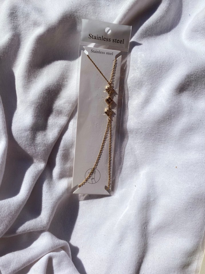 Altın Renkli Zincir Detaylı Kadın El Zinciri - Görsel 2