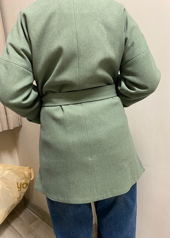 Mint Yeşili Kemerli Kısa Kaban - Görsel 2