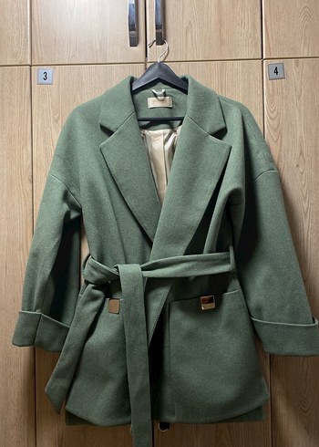 Mint Yeşili Kemerli Kısa Kaban - Görsel 4