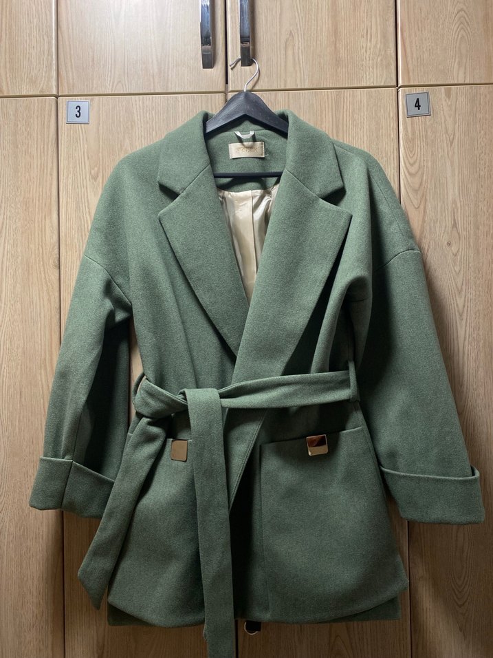 Mint Yeşili Kemerli Kısa Kaban - Görsel 4