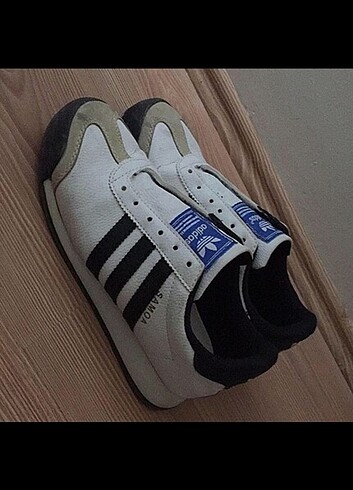 Adidas spor ayakkabi