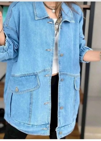 Kadın Açık Mavi Düğmeli Denim Ceket